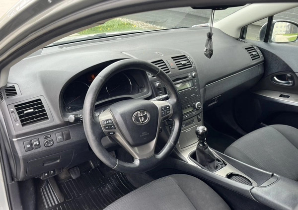 Toyota Avensis cena 24900 przebieg: 270520, rok produkcji 2010 z Elbląg małe 232